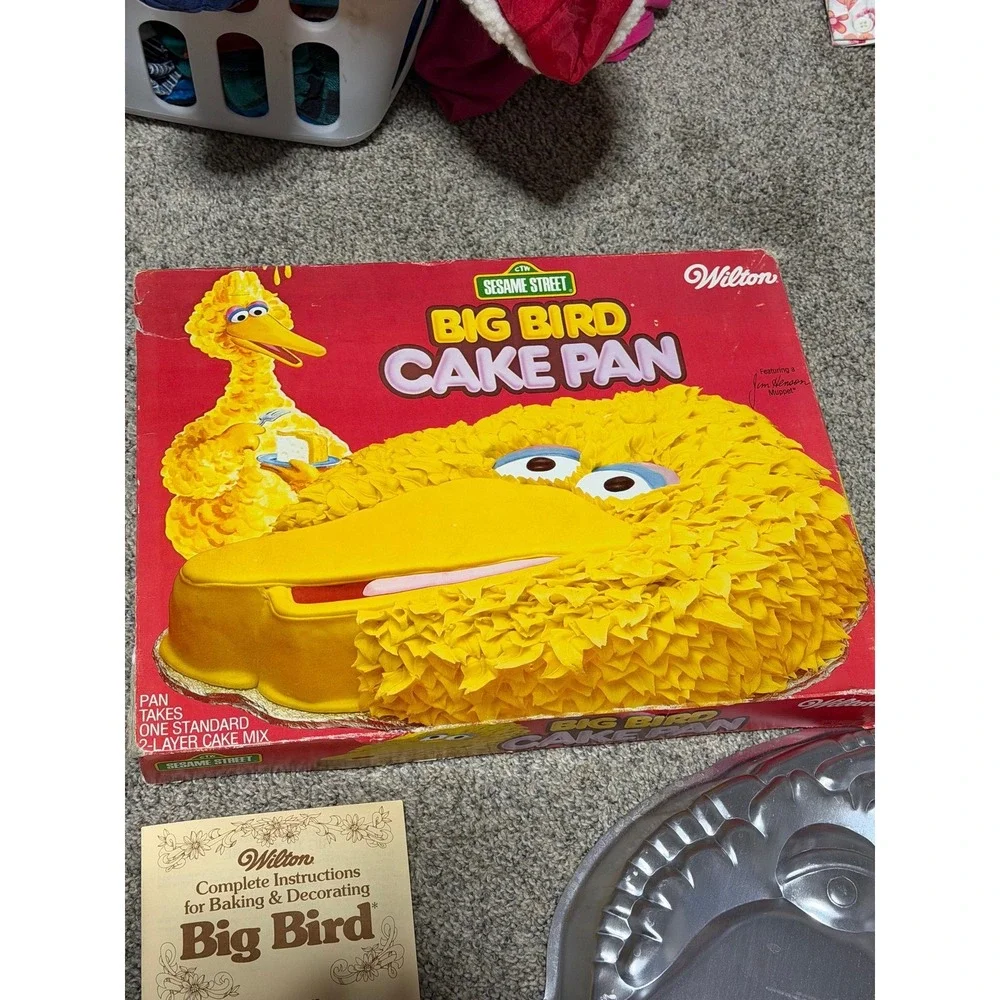 70's Sesame Street cake pan big bird